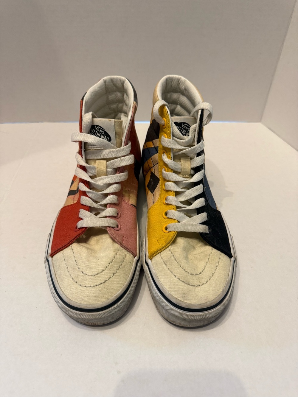 Rare Vans x MoMA Lyubov Popova Sk8-Hi – Women’s 7/ Men’s 5.5